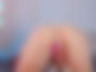 Oliviakis's Live Sex Cam Show