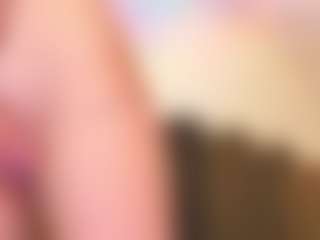 Live cam show with Oliviakis - Doggy on Chatstar