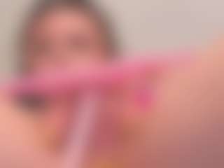 Live cam show with Oliviakis - Tongue on hotwifechat.live