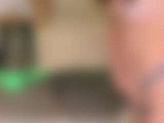 Live cam show with Oliviakis - Nipple Play on parknlotfishbdy