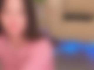 Live cam show with Oliviakis - Nipple Piercings on Fling VIP Chat