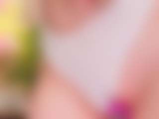 Live cam show with Oliviakis - Lovely on madthumbs