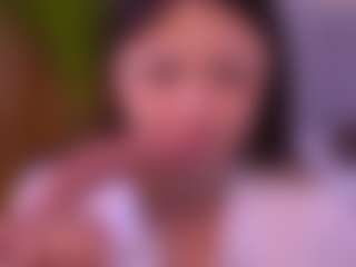 Live cam show with Oliviakis - Tongue on madthumbs