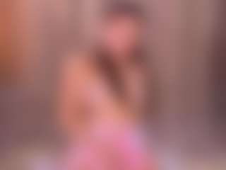 Live cam show with Oliviakis - Facial on madthumbs