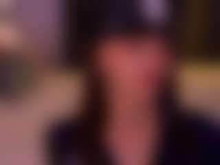 Live cam show with Oliviakis - Tittyfuck on hrnylive.com