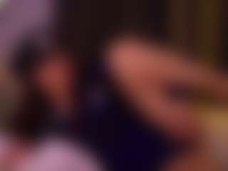 Live cam show with Oliviakis - Nipple Play on Camsoda