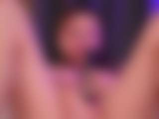 Live cam show with Oliviakis - Facial on Milfs Live