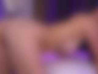 Live cam show with Oliviakis - Little on Camsoda Late Night
