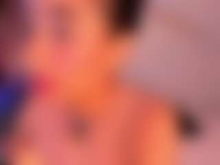 Live cam show with Scarlet-Vixen - Petite on Camsoda