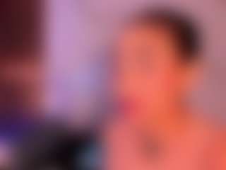 Live cam show with Scarlet-Vixen - Cute on AdultVida.com