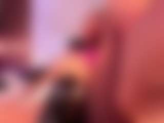 Live cam show with Scarlet-Vixen - Oil on Uber Horny