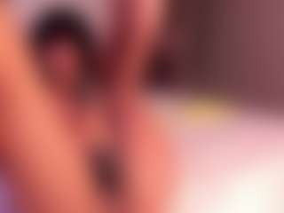 Live cam show with Scarlet-Vixen - Skinny on Camsoda