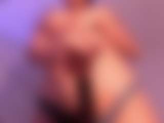 Scarlet-Vixen's Live Sex Cam Show