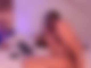 Scarlet-Vixen's Live Sex Cam Show