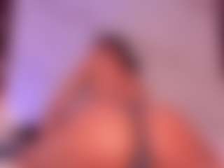 Live cam show with Scarlet-Vixen - Ebony Small Tits on Camsoda | colombia