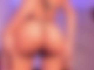 Scarlet-Vixen's Live Sex Cam Show