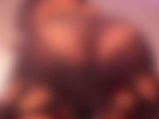 Live cam show with Scarlet-Vixen - Black Squirt on CamClone