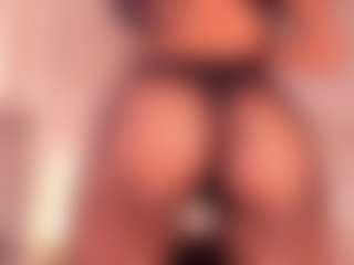 Show de câmera ao vivo com Scarlet-Vixen - Brown Eyes Ebony no Camsoda