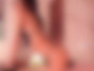 Live cam show with Scarlet-Vixen - Cute on Sweet Sext