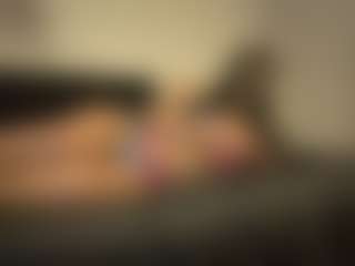 Live cam show with TheEbonyGoddessXO - Nylon on fuklive.com