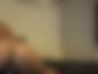 Live cam show with TheEbonyGoddessXO - Facial Piercings on Camsoda