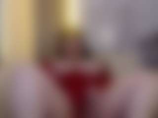 Live cam show with Zarath-Tf - Erotic Dance on milfzrlive.com