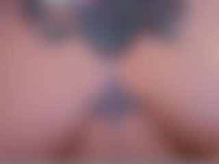 Live cam show with Amy_Bowie - Green Eyes on Soda Cam