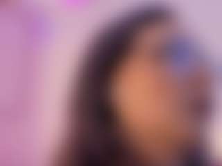 Live cam show with Amy_Bowie - MILF Teen (18+) on CamwithHer