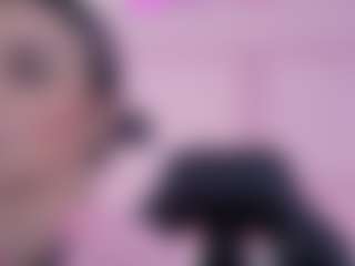 Live cam show with Amy_Bowie - Nipple Piercings on Mixed Magazine Live