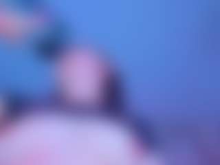 Live cam show with Hii im Alanna and im new here - Drinking on Camsoda