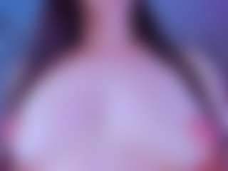 Live cam show with Hii im Alanna and im new here - Brown Hair on AdultVida.com