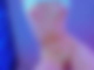 Live cam show with Hii im Alanna and im new here - Amateur Brown Hair on StripNow