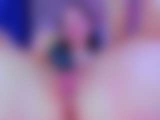 Hii im Alanna and im new here's Live Sex Cam Show