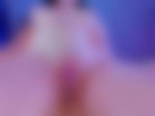Live cam show with Hii im Alanna and im new here - Average on Camsoda