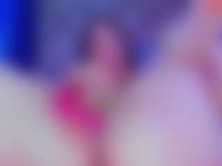 Live cam show with Hii im Alanna and im new here - Athletic Public on Pornisteam.com