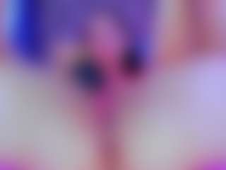Live cam show with Hii im Alanna and im new here - Blue Eyes on Dolls Live
