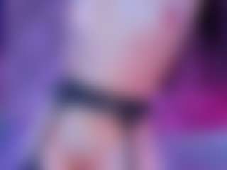 Live cam show with Hii im Alanna and im new here - Public on CamwithHer