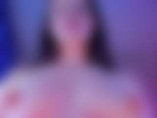 Live cam show with Hii im Alanna and im new here - Public on Mixed Magazine Live