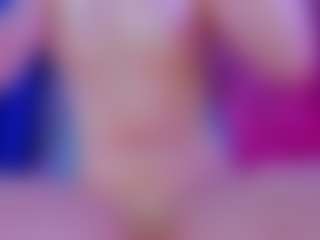 Live cam show with Hii im Alanna and im new here - Average on fapnchat