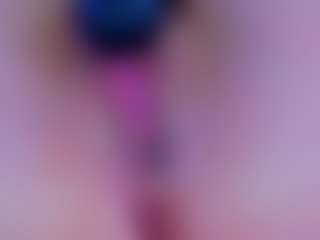 Live cam show with Hii im Alanna and im new here - Teen (18+) on Camsoda