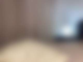 Live cam show with AlissaMeger - Upskirt on Gym Cam Girls