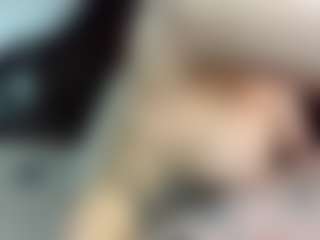 Live cam show with AlissaMeger - Upskirt on Sex Cam Show