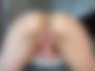 Live cam show with AlissaMeger - Flashing on SpankPalCams