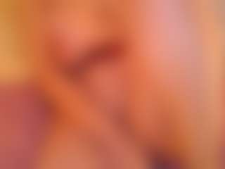 Cosmic-Girl's Live Sex Cam Show