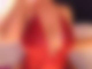 Cosmic-Girl's Live Sex Cam Show