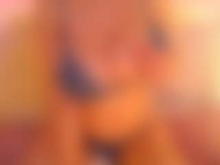 Cosmic-Girl's Live Sex Cam Show