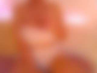 Cosmic-Girl's Live Sex Cam Show