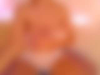 Cosmic-Girl's Live Sex Cam Show