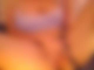 Cosmic-Girl's Live Sex Cam Show