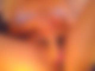 Cosmic-Girl's Live Sex Cam Show